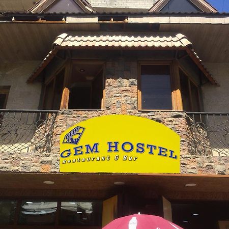 Gem Hostel Erevan Esterno foto
