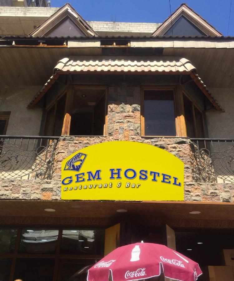 Gem Hostel Erevan Esterno foto